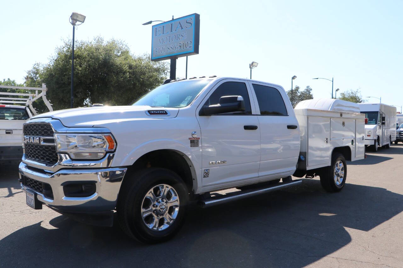 2020 Ram 3500 Tradesman 4x4 4dr Crew Cab 172.4 in. WB SRW Chassis