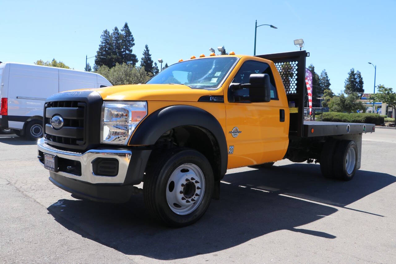 2015 Ford F-450 Super Duty 4x2 2dr Regular Cab 140.8 200.8 In. Wb