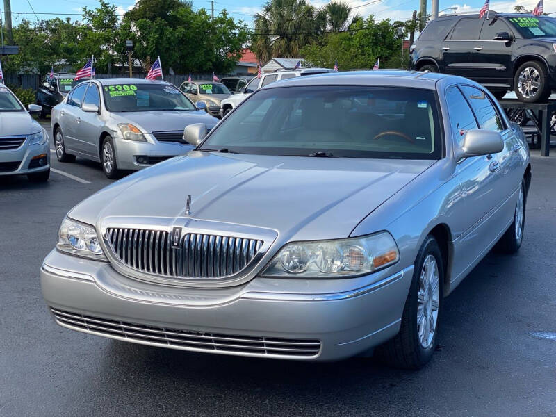 2011 Lincoln Town Car For Sale In Florida Carsforsale