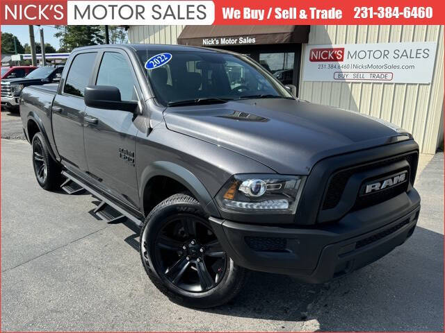 2022 Ram 1500 Classic Warlock 4x4 4dr Crew Cab 5.5 ft. SB Pickup