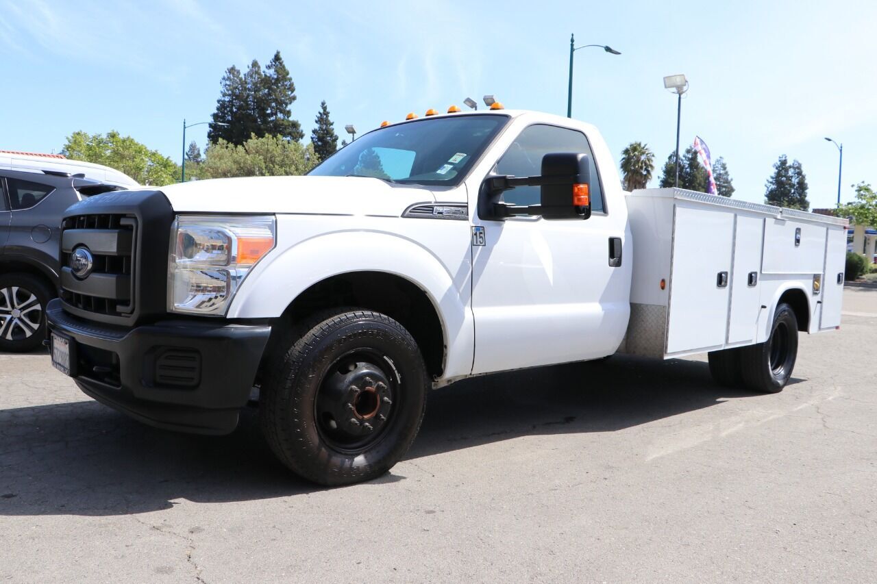 2016 Ford F-350 Super Duty Xl 4x2 2dr Regular Cab 165 In. Wb Drw Chassis
