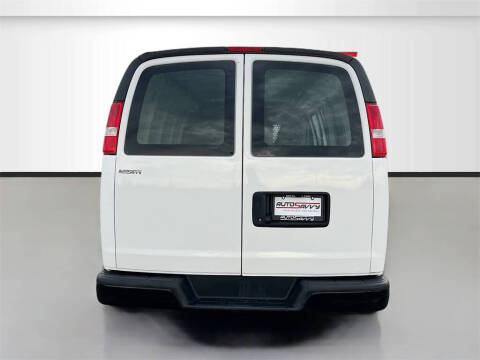 2024 Chevrolet Express 2500