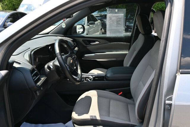 2024 Chevrolet Traverse LT