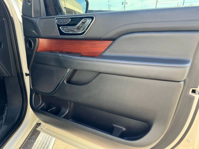 2022 Lincoln Navigator Reserve