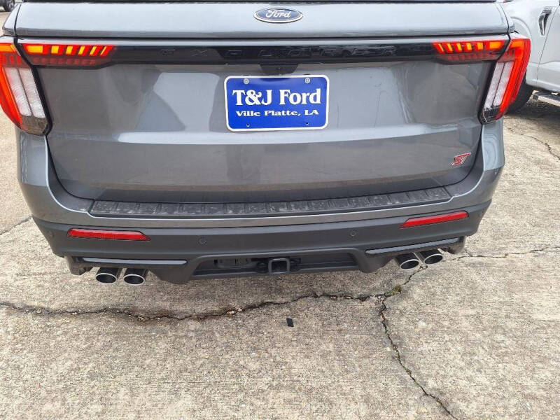 2025 Ford Explorer ST