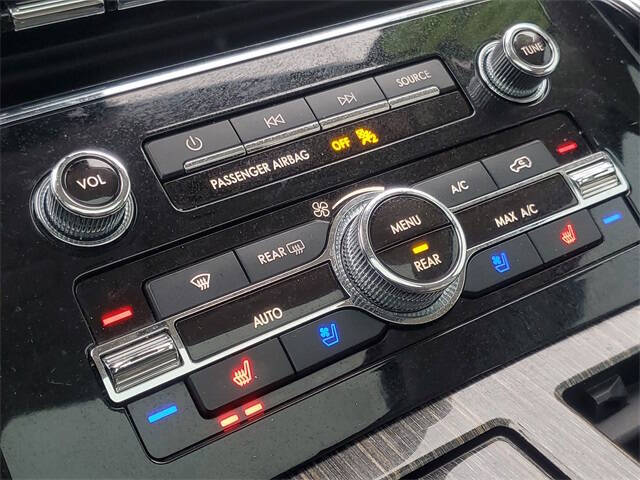 2018 Lincoln Navigator Black Label