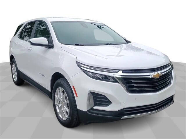 2022 Chevrolet Equinox for sale at Bowman Auto Center in Clarkston, MI