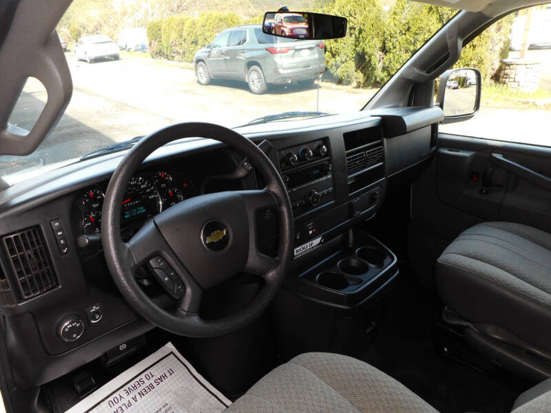 2017 Chevrolet Express LT 3500