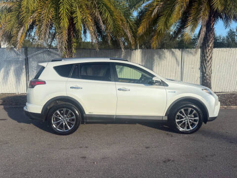 2017 Toyota RAV4 Hybrid Limited