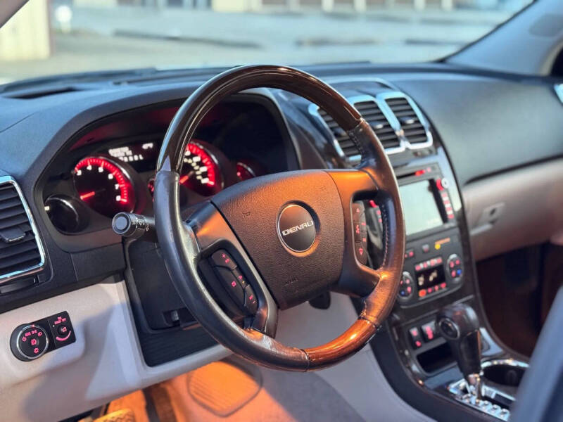 2012 GMC Acadia Denali