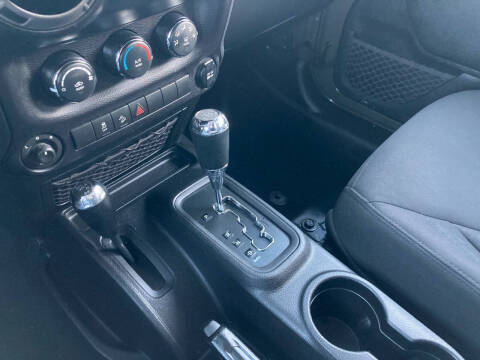 2015 Jeep Wrangler Unlimited Sport