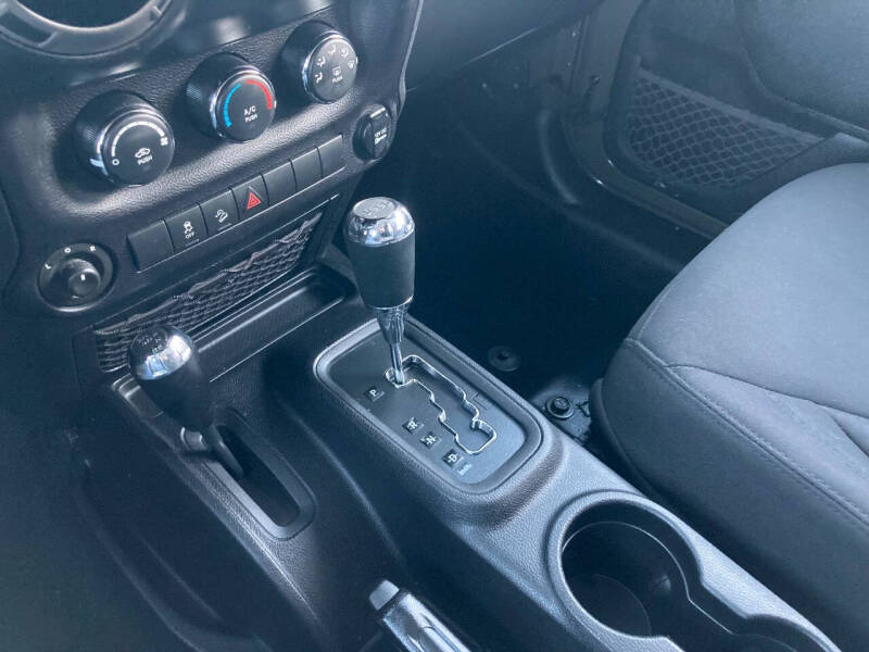 2015 Jeep Wrangler Unlimited Sport