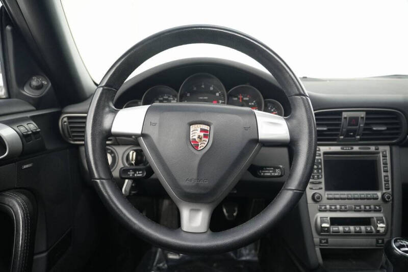 2005 Porsche 911 Carrera