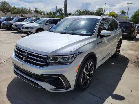 2022 Volkswagen Tiguan SEL R-Line 4Motion