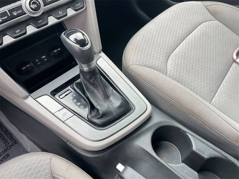 2020 Hyundai Elantra