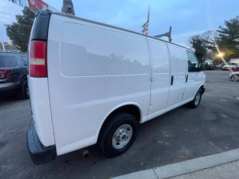 2008 GMC Savana 2500