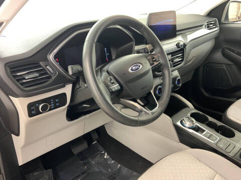 2023 Ford Escape Hybrid Active