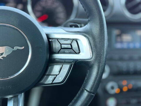 2016 Ford Mustang V6