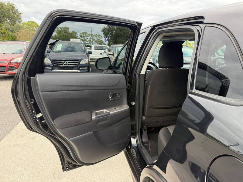 2020 Mitsubishi Outlander Sport SE