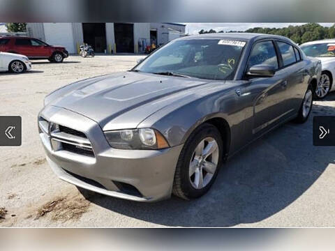 2012 Dodge Charger SE