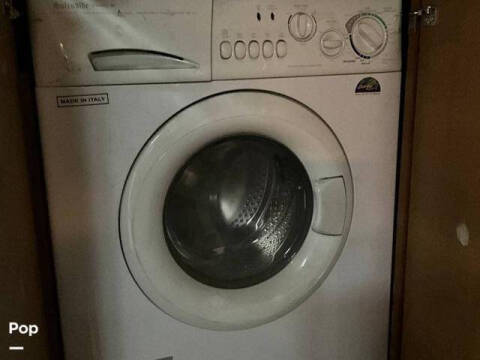 2008 Freightliner XCS Chassis