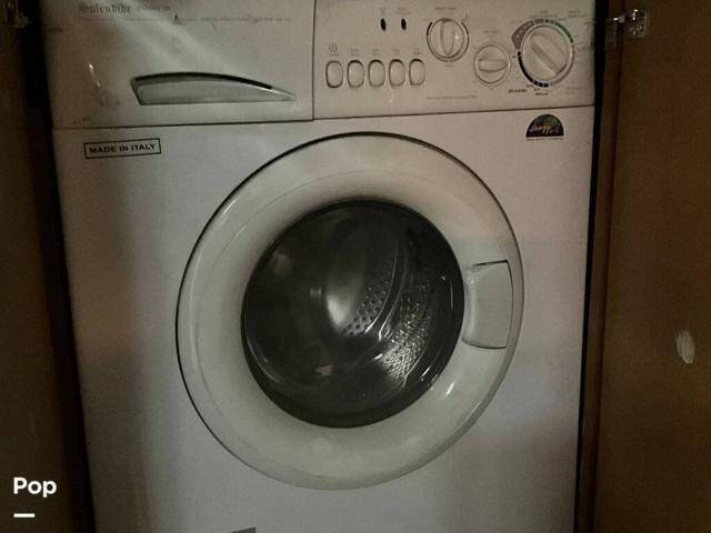 2008 Freightliner XCS Chassis