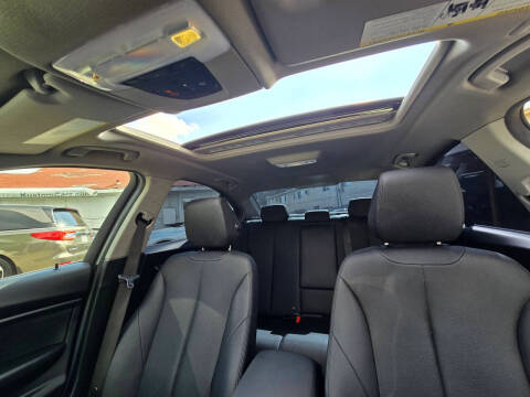 2018 BMW 3 Series 320i