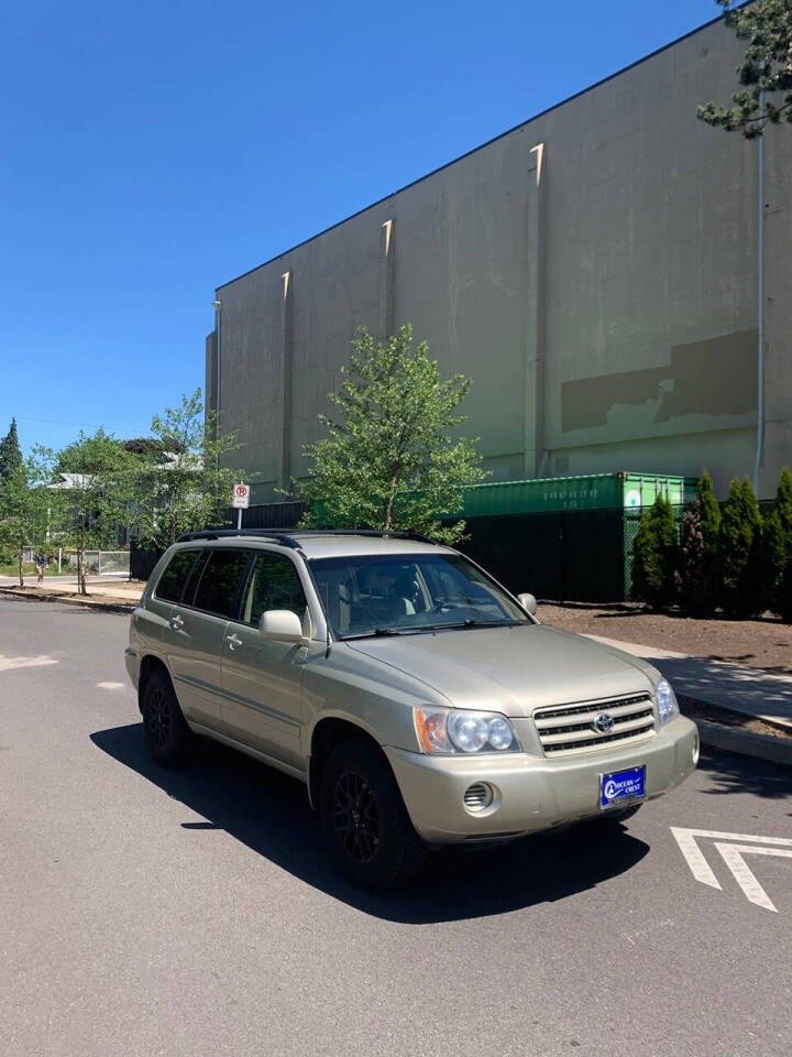 2003 Toyota Highlander for sale at Worldwide Auto in Portland, OR