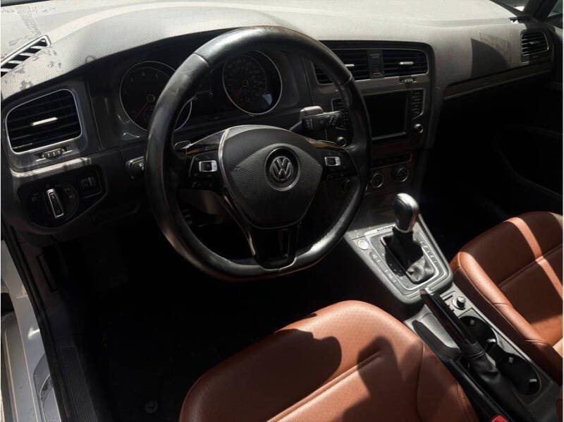 2017 Volkswagen Golf Alltrack