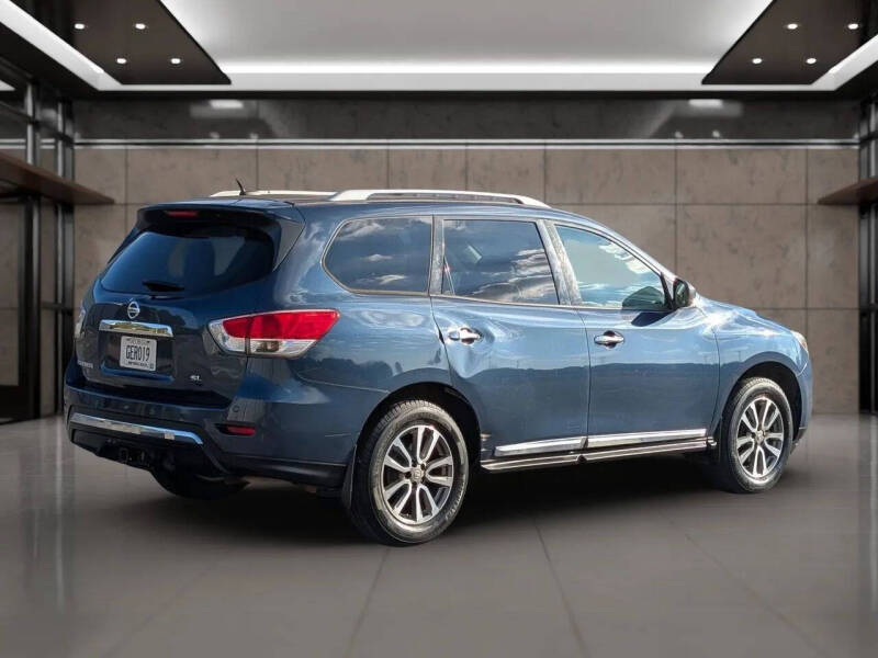 2013 Nissan Pathfinder Platinum