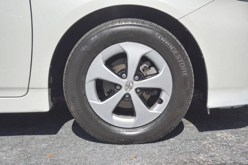 2015 Toyota Prius Three