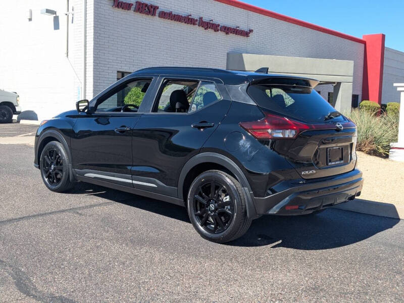 2024 Nissan Kicks SR