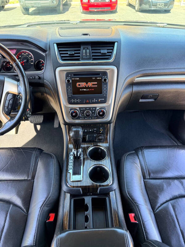 2016 GMC Acadia Denali