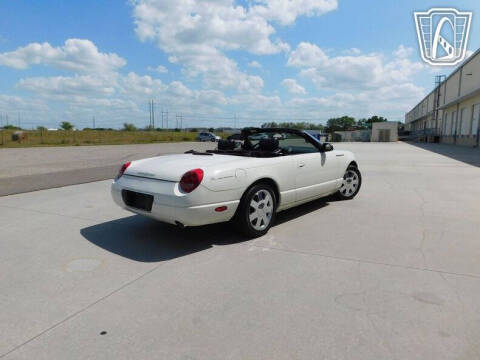 2002 Ford Thunderbird Deluxe
