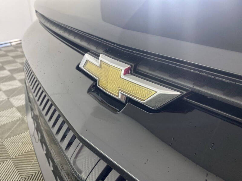 2025 Chevrolet Equinox EV LT 1