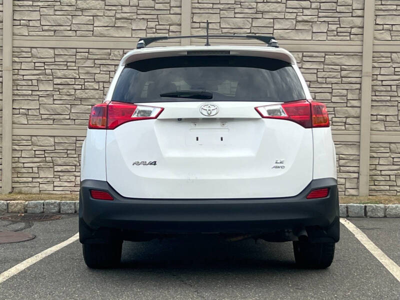 2013 Toyota RAV4 LE photo 7