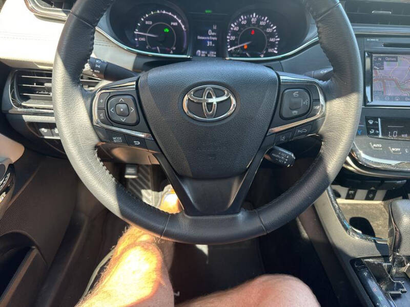 2018 Toyota Avalon Hybrid XLE Premium