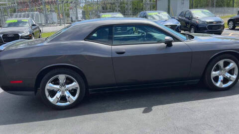 2014 Dodge Challenger SXT
