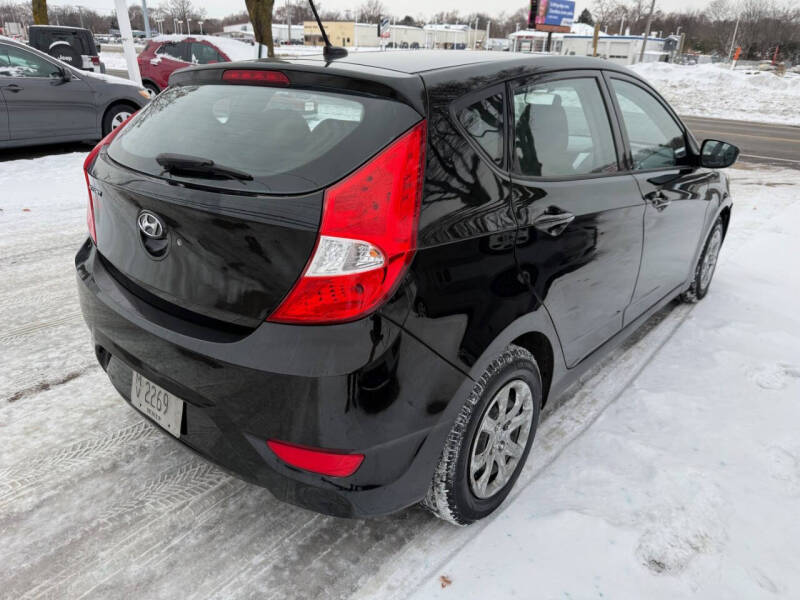 2012 Hyundai Accent GS