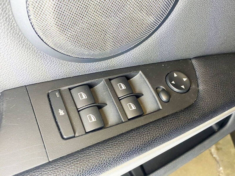 2006 BMW 3 Series 325xi