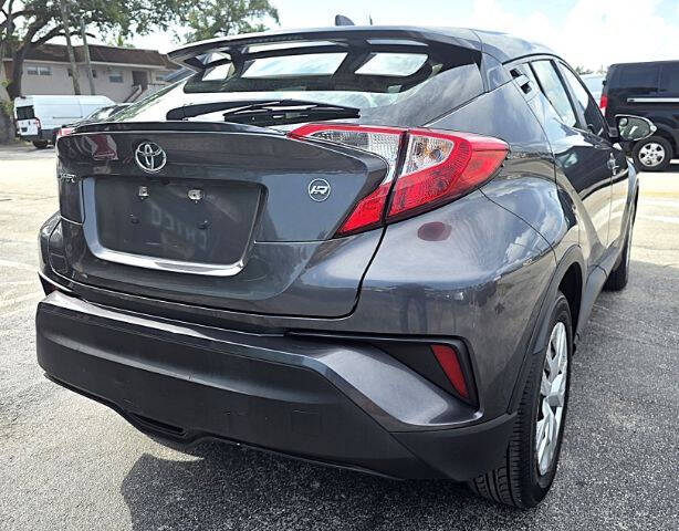 2021 Toyota C-HR LE