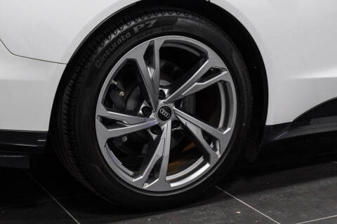 2022 Audi e-tron GT quattro Premium Plus