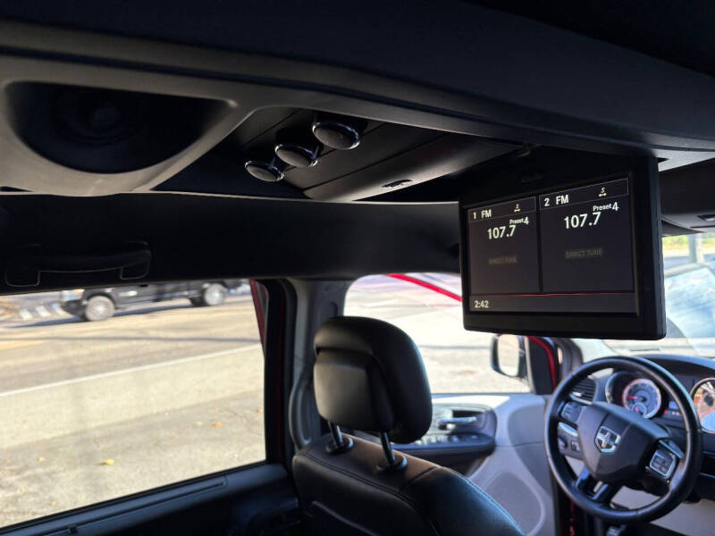 2016 Dodge Grand Caravan SXT Plus