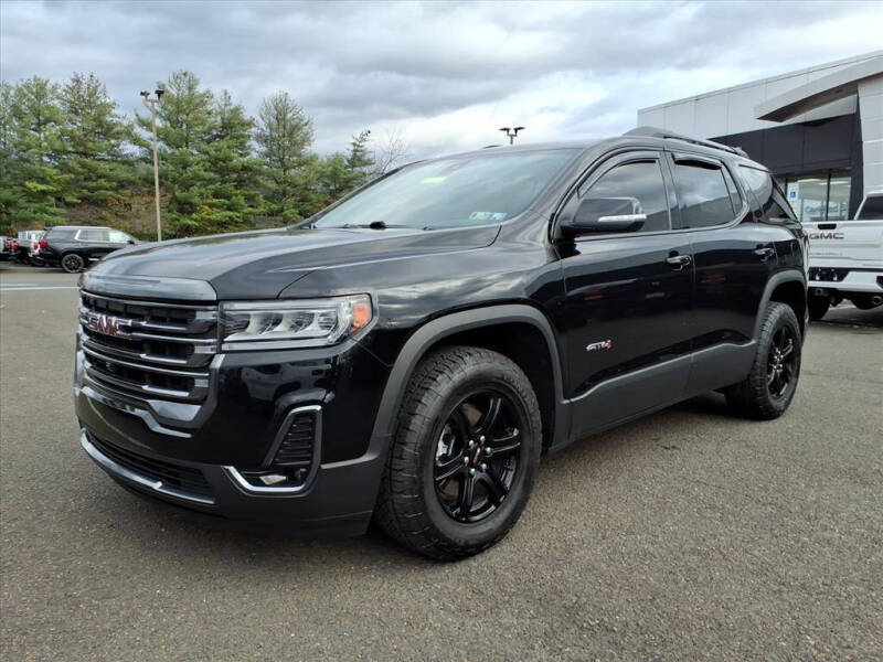 2023 GMC Acadia AT4