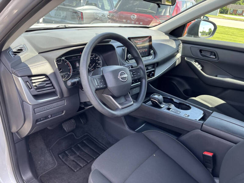 2025 Nissan Rogue S