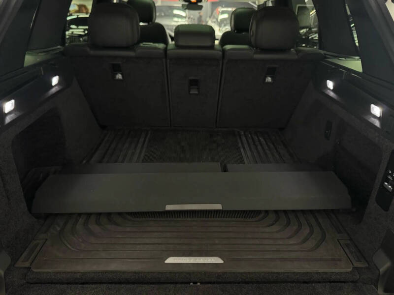 2023 Land Rover Range Rover P400 SE