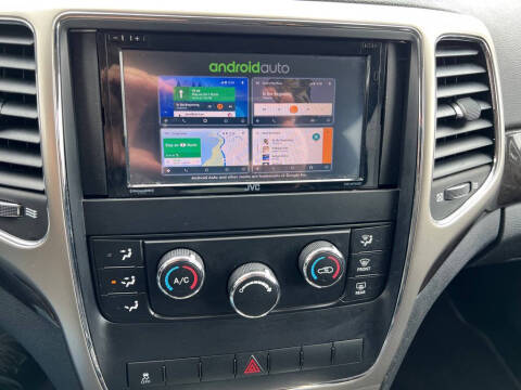 2011 Jeep Grand Cherokee Laredo