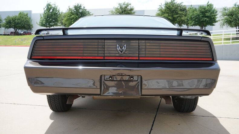 1984 Pontiac Firebird SE