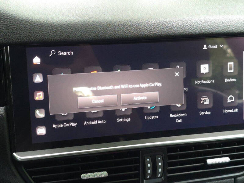 2023 Porsche Cayenne Platinum Edition