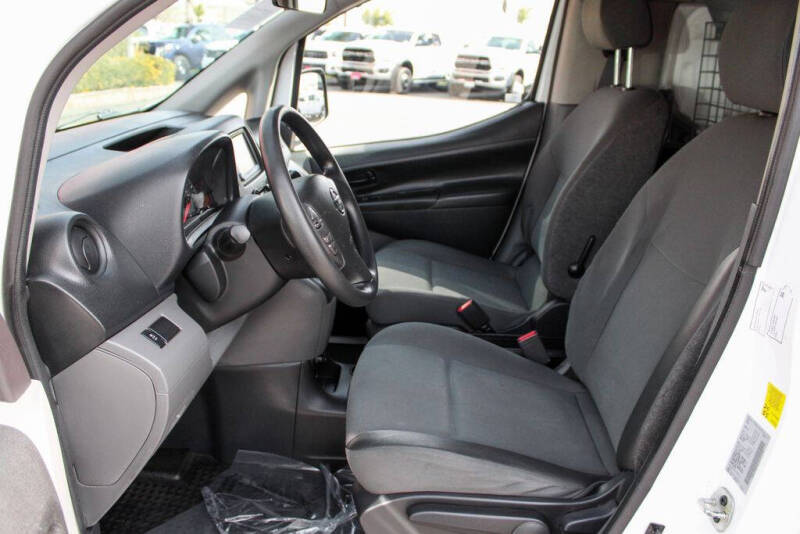 2020 Nissan NV200 S